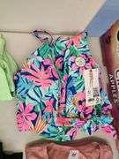 8) Articles of Women's Clothing