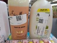 Shampoo, Body Wash, Conditioner, Colgate, Venus 3 Razors