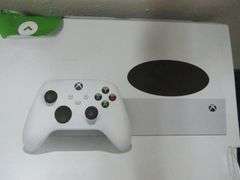* Xbox Series S