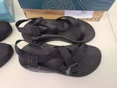 Toms Flats, Chaco Sandals