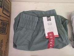 8) Articles of Women's Clothing