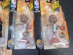 NBA "Jams" Court Figure Collection