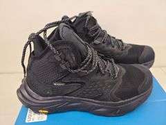 Hoka Anacapa Shoes