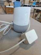 Google Smart Speaker