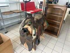 Vintage Ray Holes Custom Saddle with Stand / Blankets, Tapaderos and Tack,Rifle Scabard