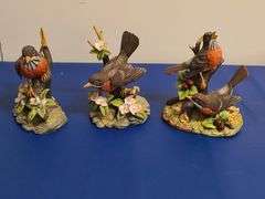 3) Robin Figurines