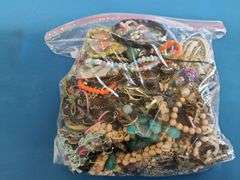 Costume Jewelry: Necklaces, Bracelets, Earrings, Watches