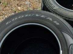 2) Goodyear Assurance Fuel Max 255/65R18