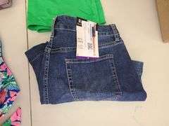 6) Articles of Women's Clothing