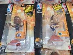 NBA "Jams" Court Figure Collection