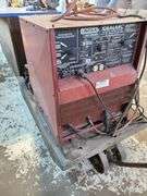 LINCOLN Idealarc 250 AC/DC Stick Welder