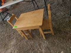 Children's Table 2) Chairs