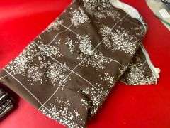 Tablecloth and Napkins Set