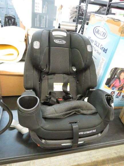 * Graco 4ever Extend2fit DLX Car Seat