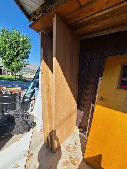 3) Wooden Doors