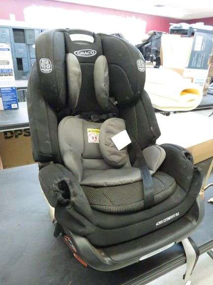 * Graco 4ever Extend2fit DLX Car Seat