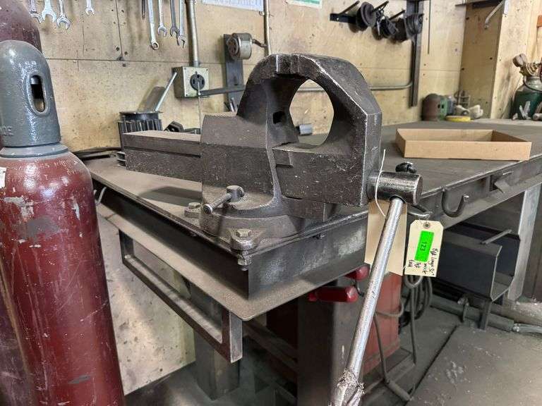 Large Bench Vise
