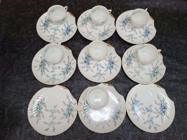 9) Porcelain Luncheon Plates & 7) Teacups Forget-Me-Not Pattern with Gold Trim Circa 1940s