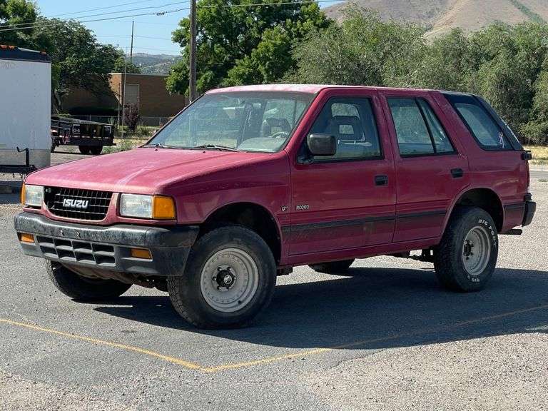 1994 Isuzu Rodeo S* - Prime Time Auctions, Inc.
