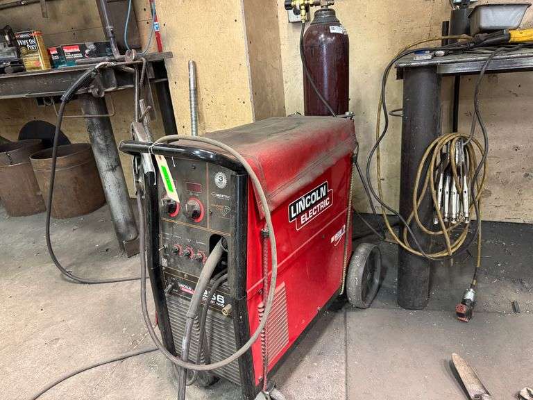 Lincoln Electric 256 Power Mig Welder