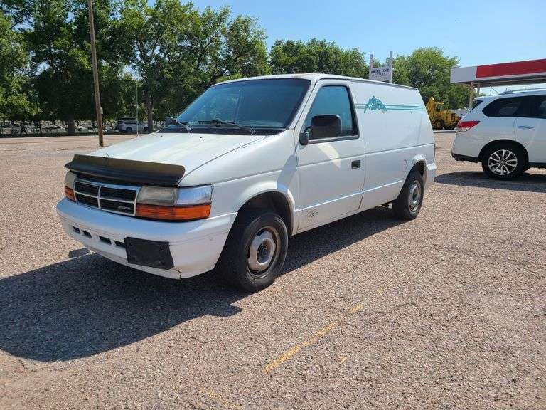 1994 Dodge Caravan C/V