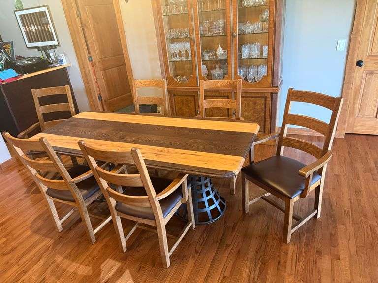 Solid Wood Kitchen Table and Chairs