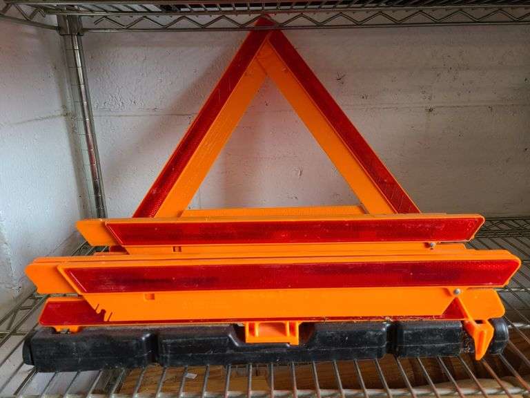 3) Roadside Emergency Folding Triangles