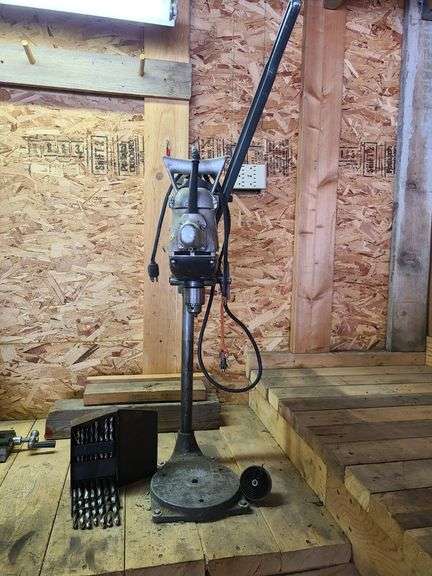 Black and Decker Drill Press