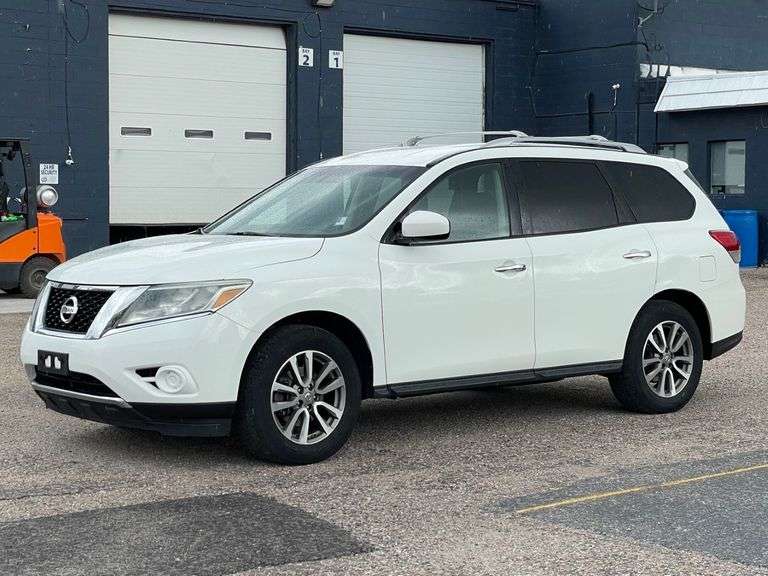2015 Nissan Pathfinder S