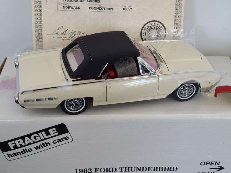 High speed, ford thunderbird, cabriolet decapotable voiture auto miniature 1/87 ancien modele reduit - Collection