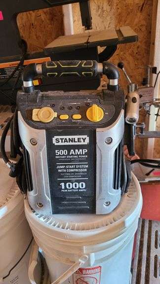 Stanley 500 Amp Jump Start System with Compressor