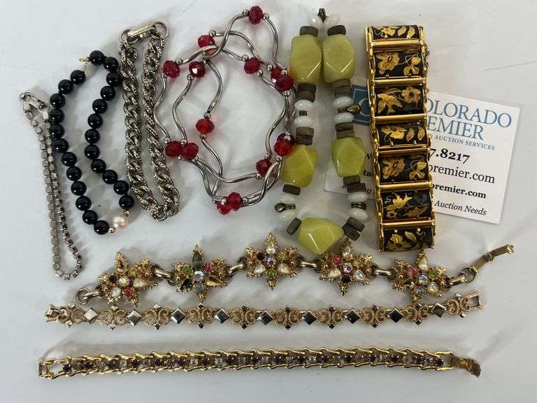 Avon, Bracelets