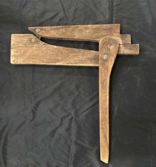 Antique Wagon Jack