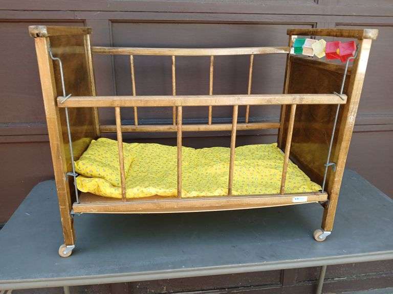Whitney, Vintage Wooden Crib