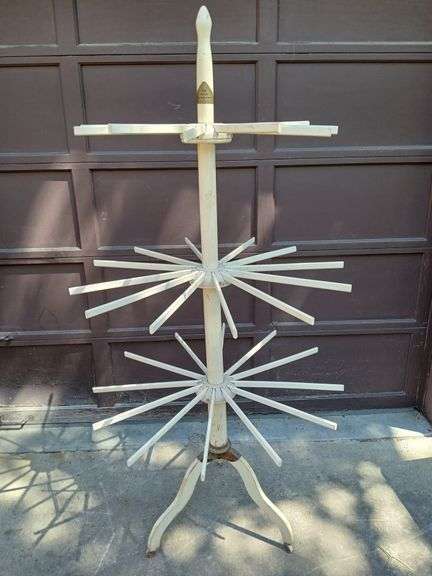 Pease Antique ClothesTree