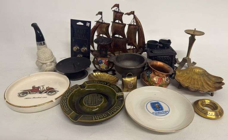 Germany, Bavaria, Queen, Lodge, Avon, Decorative Items, Salesman's Sample Stove, Candle Sticks, Bull