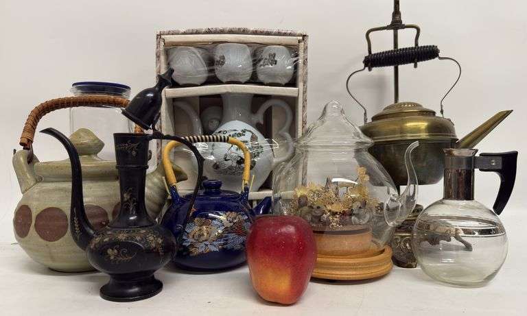 Bradley & Hubbard, Haein China Wares, Teapots, Refrigerator Jug