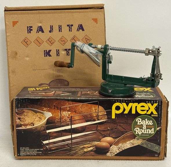 Pyrex, Fiesta Fajita, Vintage Apple Peeler, Fajita Kit, Bake a Round