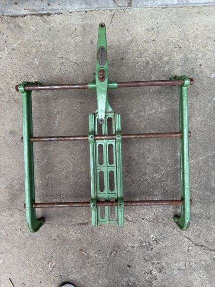 Victorian Oval Cutter