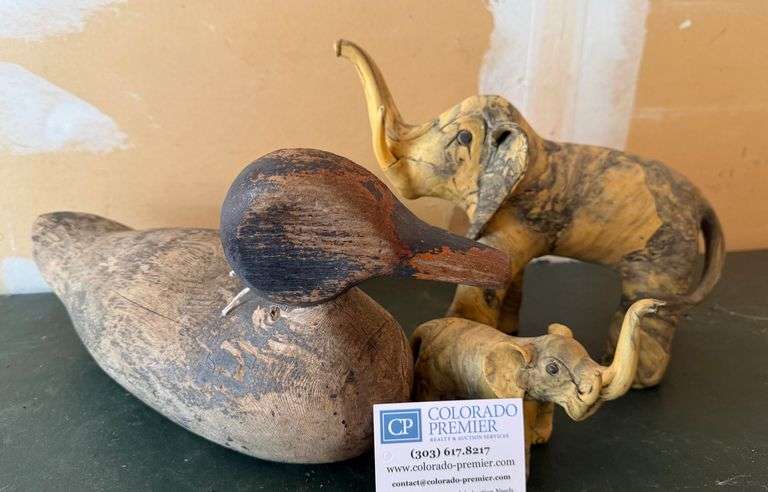 Duck Decoy, Elephants