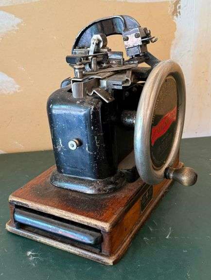 Antique Monarch Marking System