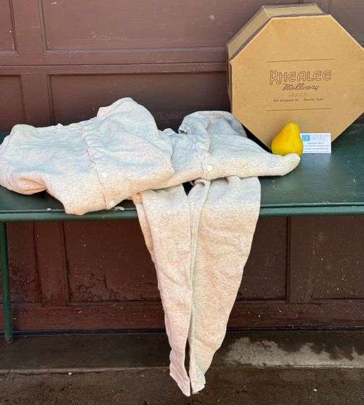 Wright's Long Johns, Rhealee Millinery Hat Box