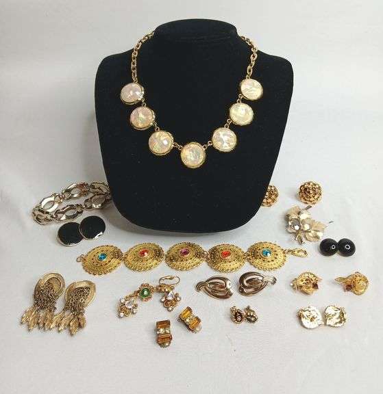 Monet, Vintage Gold-Toned Jewelry