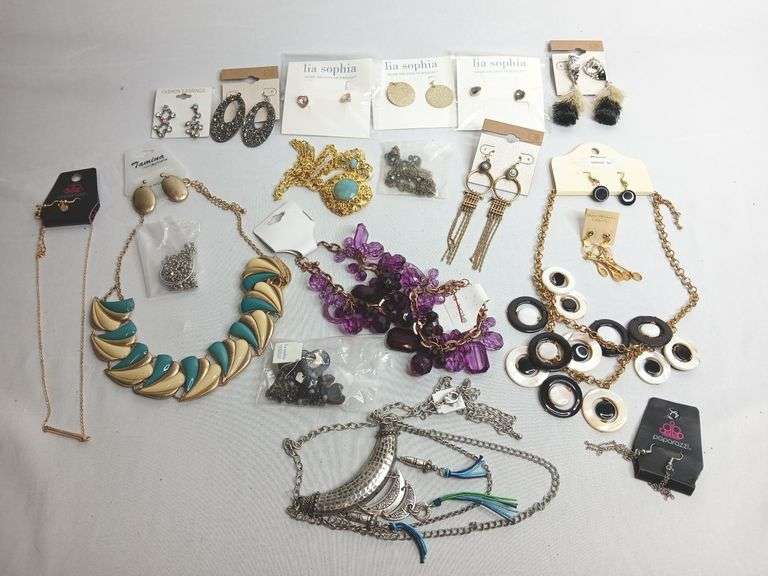 Lia Sophia, Paparazzi, Costume Jewelry