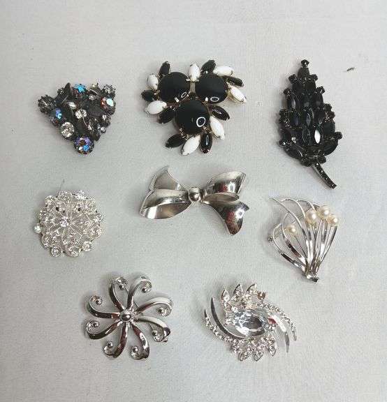 Vintage Brooches