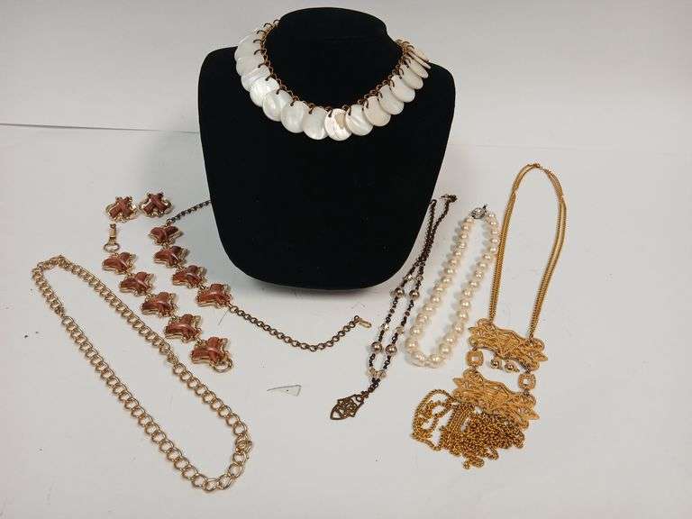 Coralee, Vintage Costume Jewelry