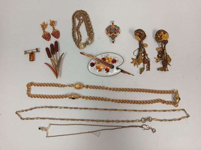 Matisse, Warner, Maximal Art, Vintage Costume Jewelry