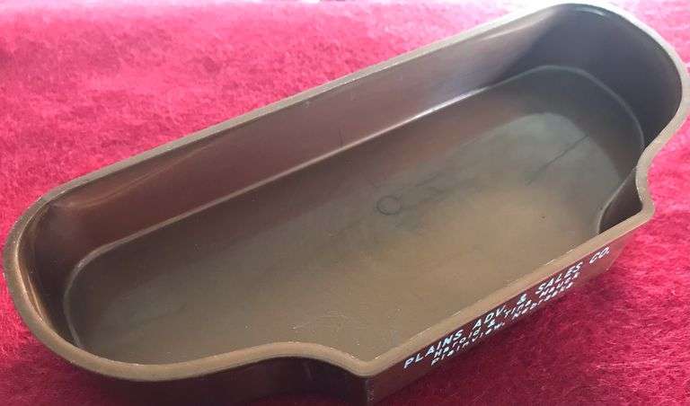 OLD HARD PLASTIC AUTO “DASH TRAY” WITH PLAINVIEW NEBRASKA ADVERTISING