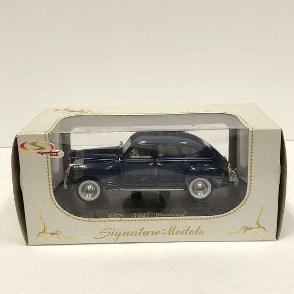 1941 Plymouth Model Car