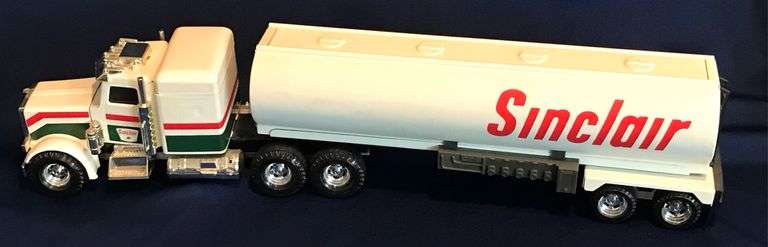 Sinclair Fuel Truck & Trailer